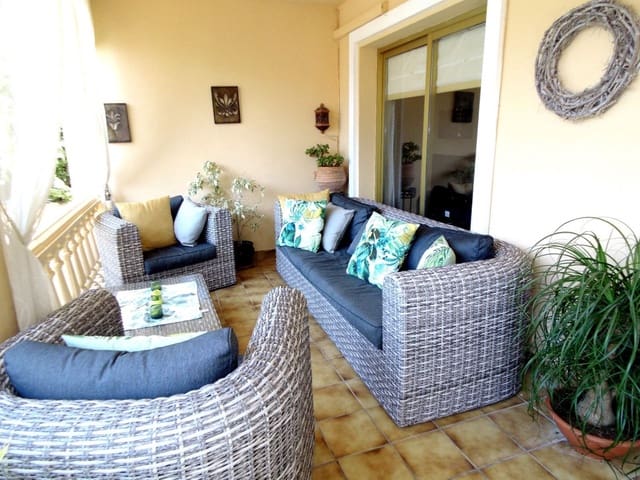 4 chambre Maison de Ville à vendre à Mijas Costa, Mijas avec piscine garage - 550 000 € (Ref: 9720785)