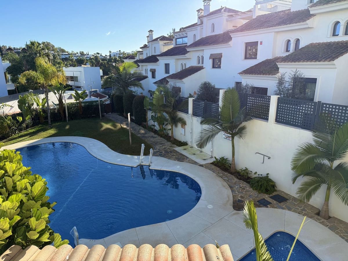 3 Zimmer Haus zu verkaufen in Atalaya-Isdabe mit Pool Garage - 495.000 € (Ref: 9720787)