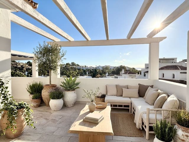 3 Zimmer Haus zu verkaufen in Atalaya-Isdabe, Estepona mit Pool Garage - 495.000 € (Ref: 9720787)