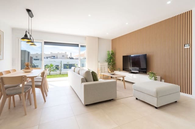 4 sypialnia Dom na sprzedaż w La Cala de Mijas, Mijas z basenem garażem - 899 000 € (Ref: 9720923)