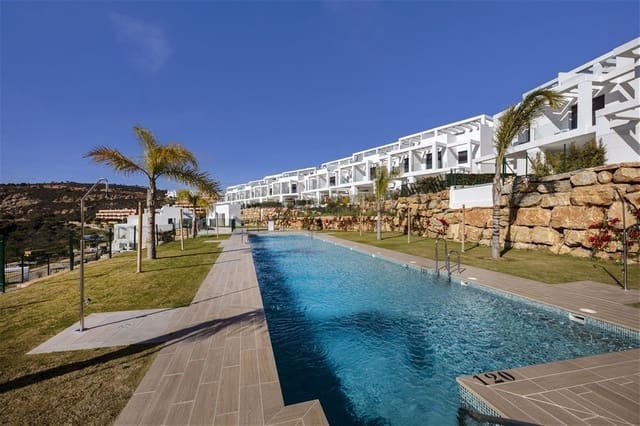 3 bedroom Townhouse for sale in Manilva with pool garage - € 795,000 (Ref: 9720924)