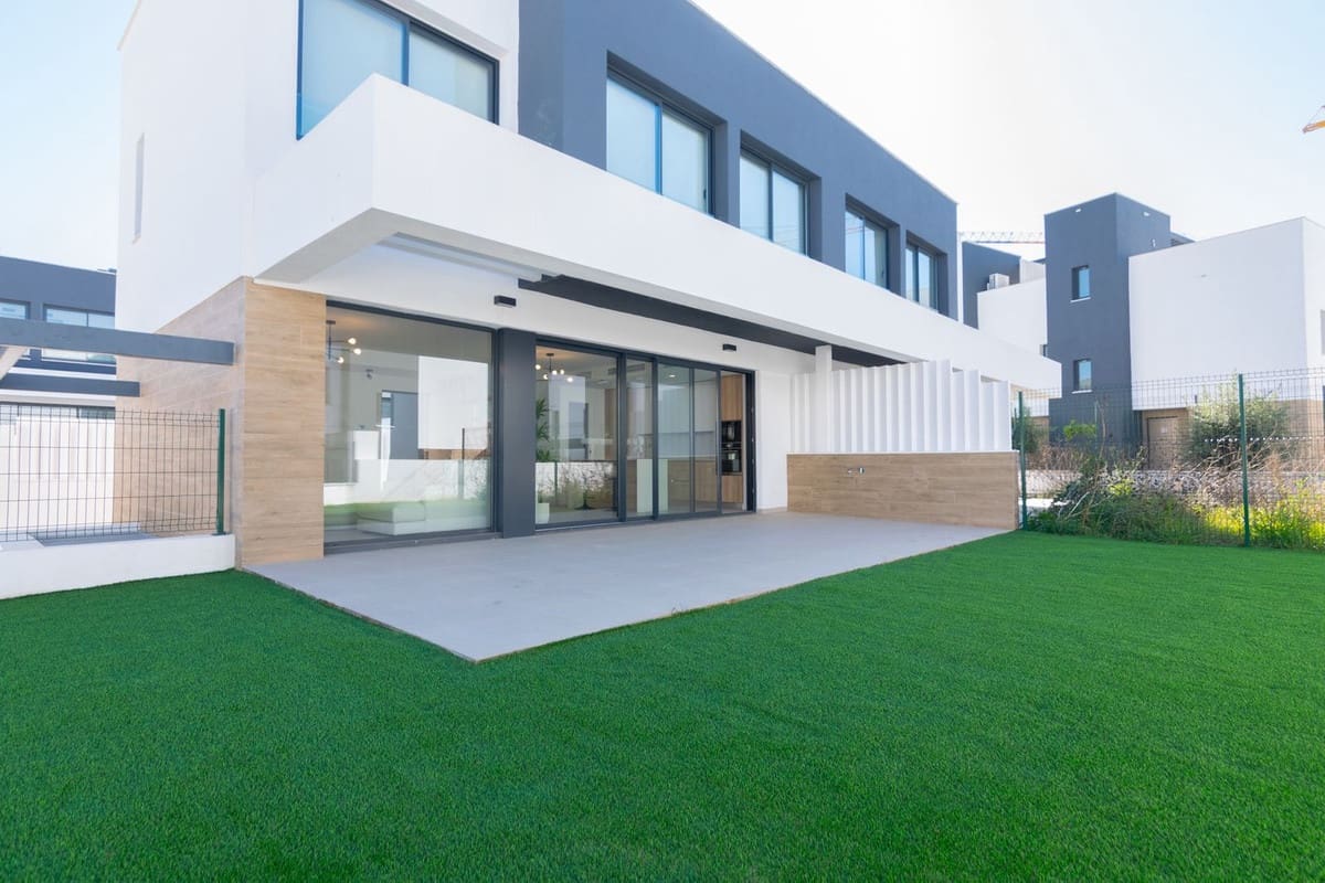 4 Zimmer Haus zu verkaufen in Atalaya-Isdabe mit Pool Garage - 950.000 € (Ref: 9720990)