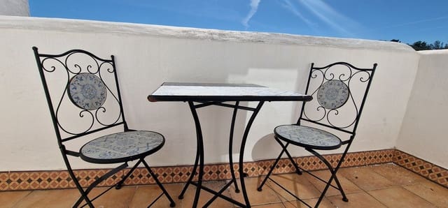 3 sypialnia Dom na sprzedaż w La Duquesa / Puerto de la Duquesa, Manilva z basenem garażem - 510 000 € (Ref: 9723582)