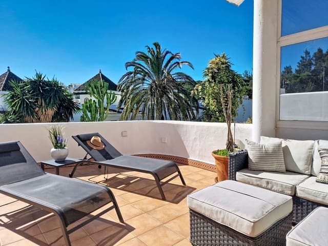 3 sypialnia Dom na sprzedaż w La Duquesa / Puerto de la Duquesa, Manilva z basenem garażem - 510 000 € (Ref: 9723582)