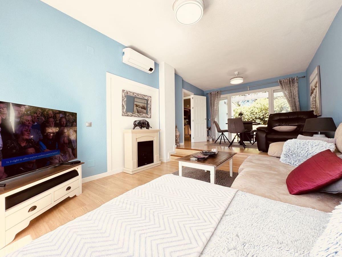 4 chambre Maison de Ville à vendre à La Duquesa / Puerto de la Duquesa avec piscine garage - 475 000 € (Ref: 9723584)