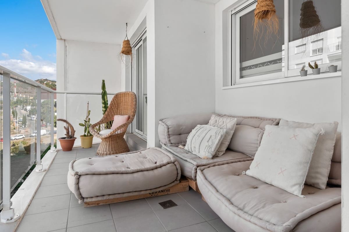 3 sovrum Lägenhet till salu i Estepona med garage - 410 000 € (Ref: 9723585)