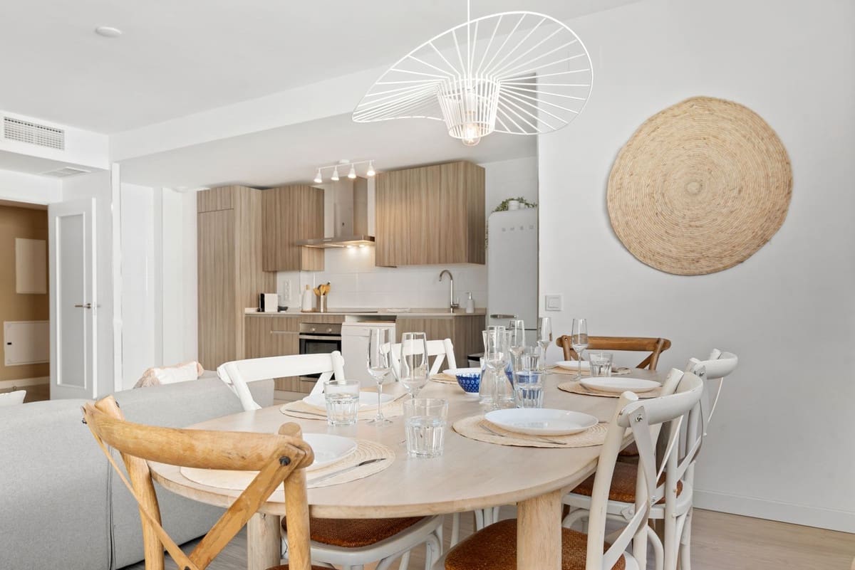 3 sovrum Lägenhet till salu i Estepona med garage - 410 000 € (Ref: 9723585)