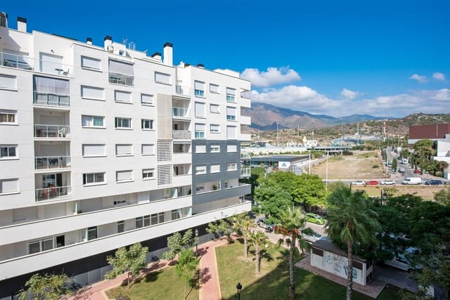 3 sovrum Lägenhet till salu i Estepona med garage - 410 000 € (Ref: 9723585)