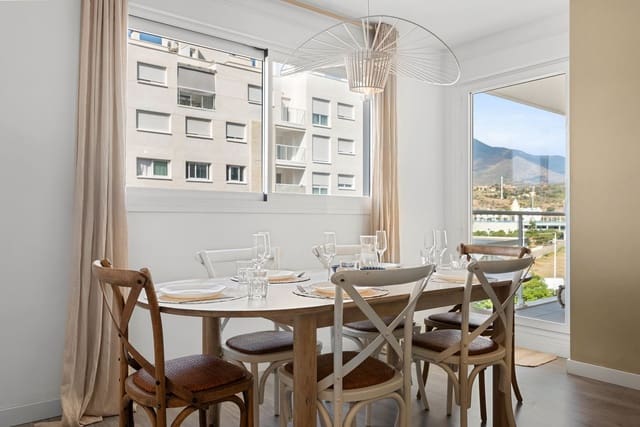 3 sovrum Lägenhet till salu i Estepona med garage - 410 000 € (Ref: 9723585)