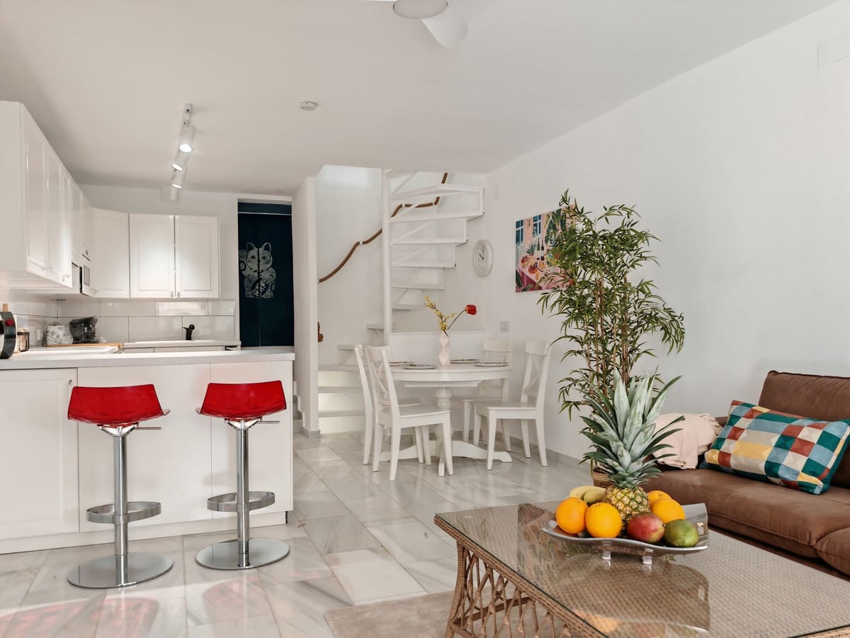 3 bedroom Townhouse for sale in Manilva with pool garage - € 395,000 (Ref: 9723586)