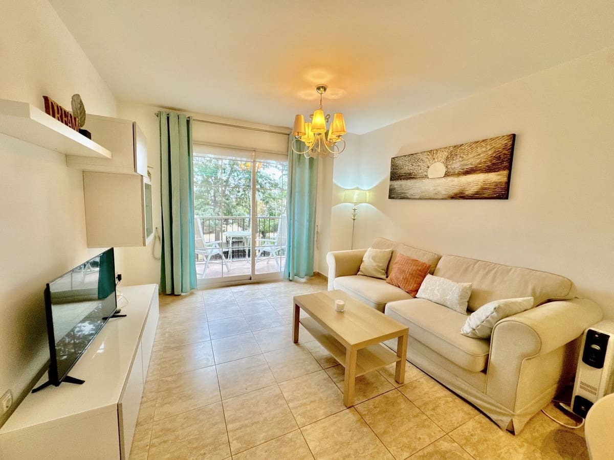 2 bedroom Apartment for sale in Estepona - € 355,000 (Ref: 9723588)