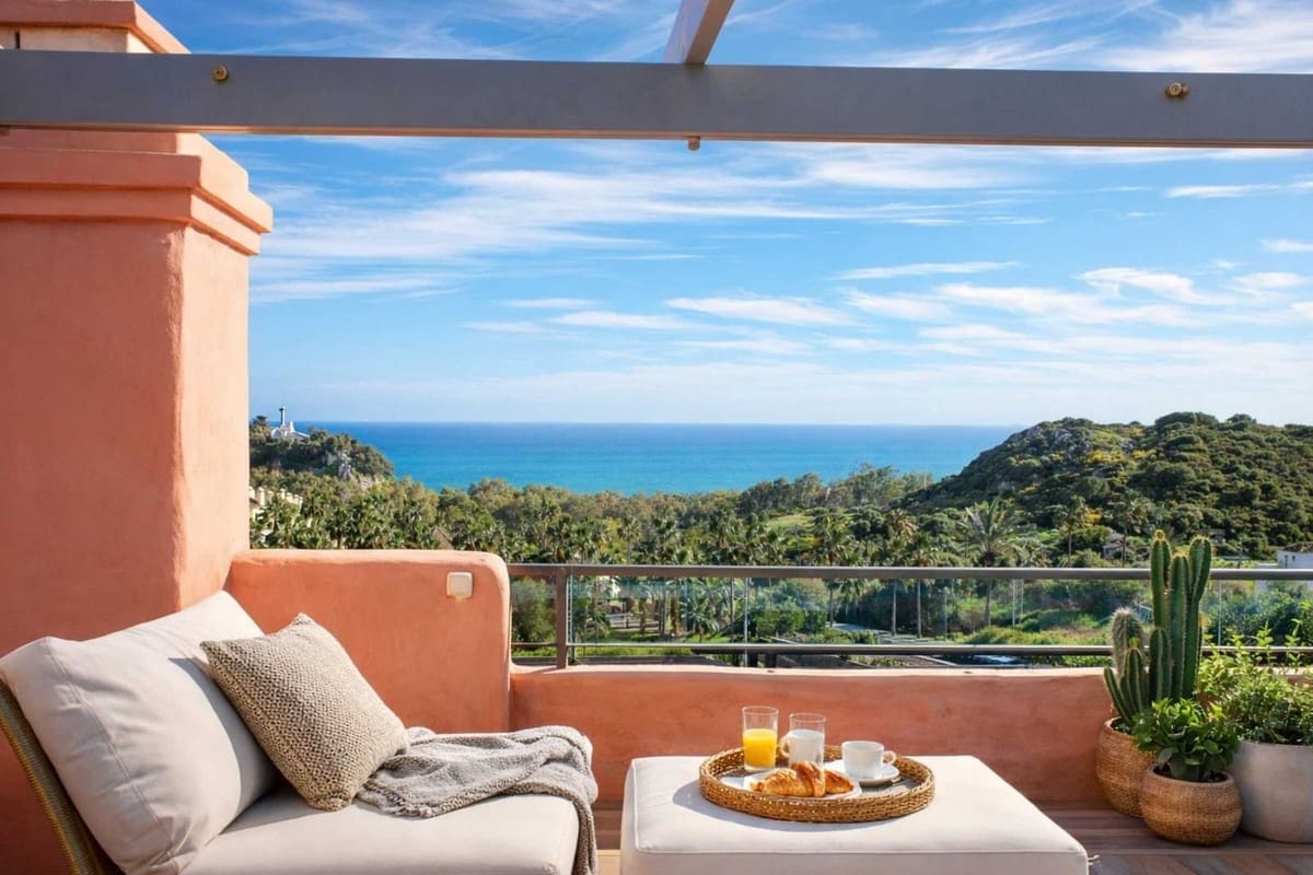 2 slaapkamer Penthouse te koop in Casares met garage - € 317.000 (Ref: 9723589)