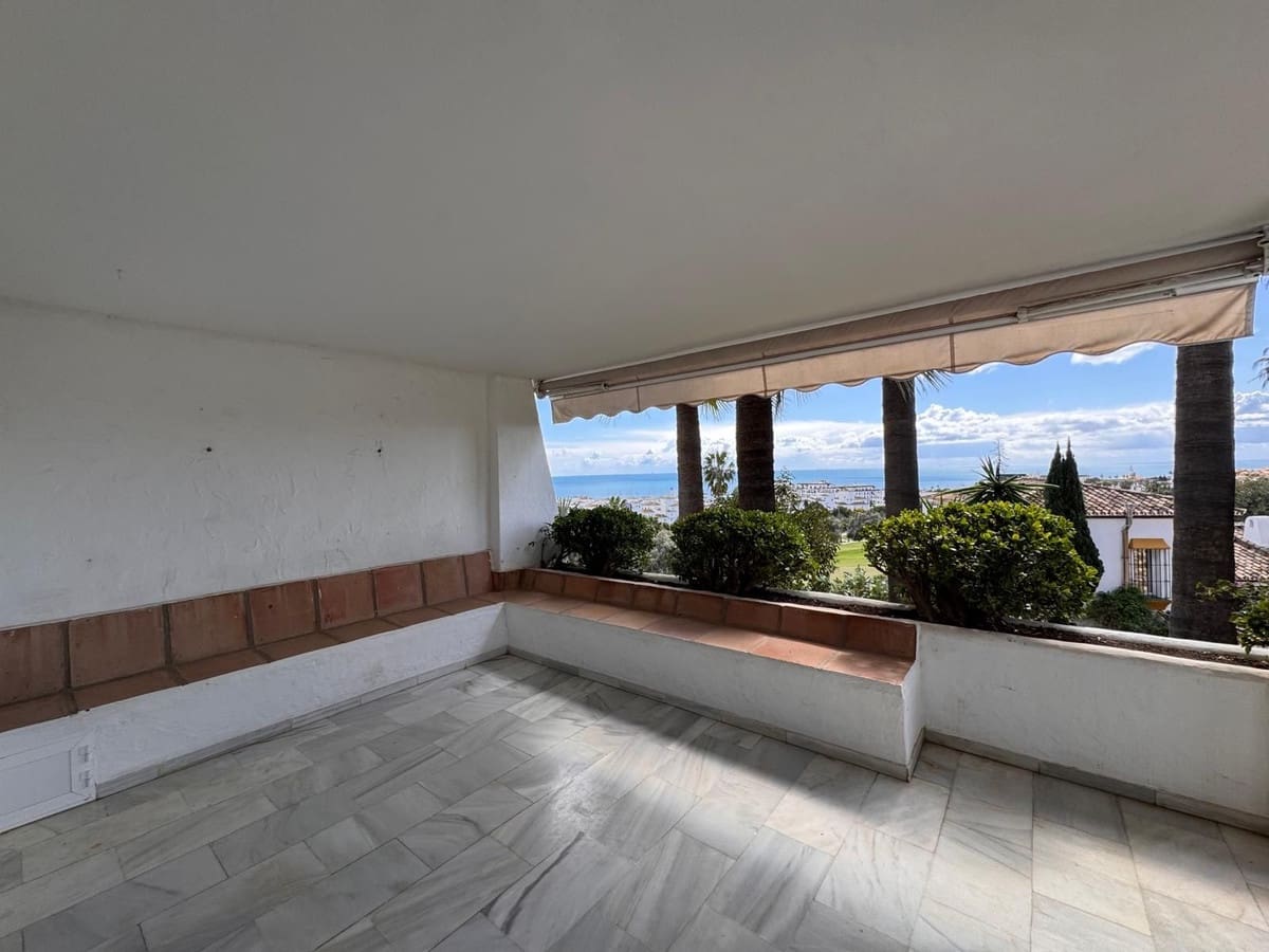 3 bedroom Townhouse for sale in Manilva with pool garage - € 570,000 (Ref: 9726193)