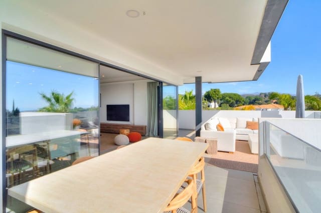 4 sypialnia Apartament na sprzedaż w Estepona z basenem garażem - 1 400 000 € (Ref: 9727442)