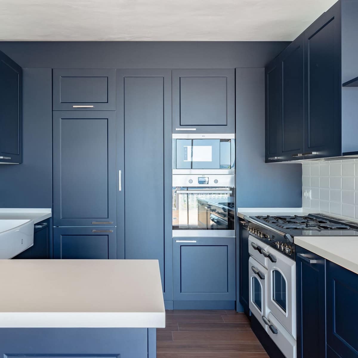 5 chambre Finca/Maison de Campagne à vendre à Estepona avec piscine garage - 995 000 € (Ref: 9727444)