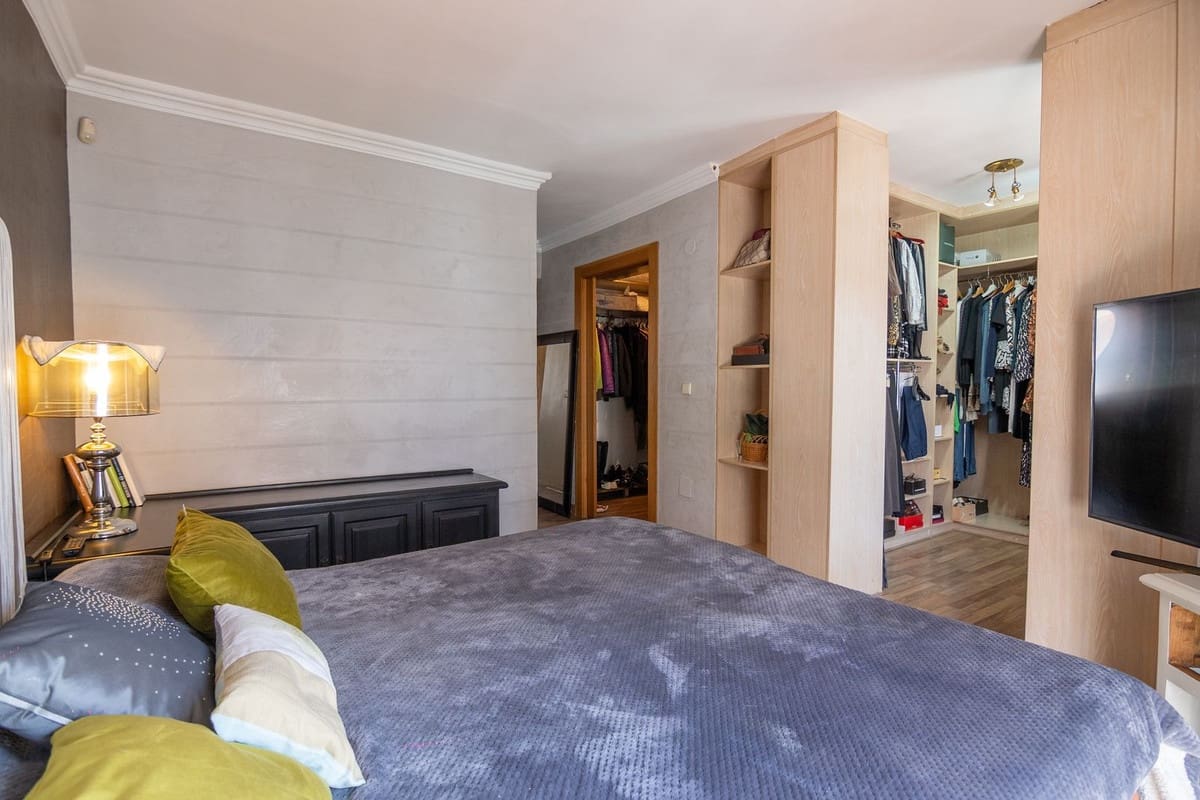 3 sypialnia Dom na sprzedaż w Estepona z basenem garażem - 745 000 € (Ref: 9727447)