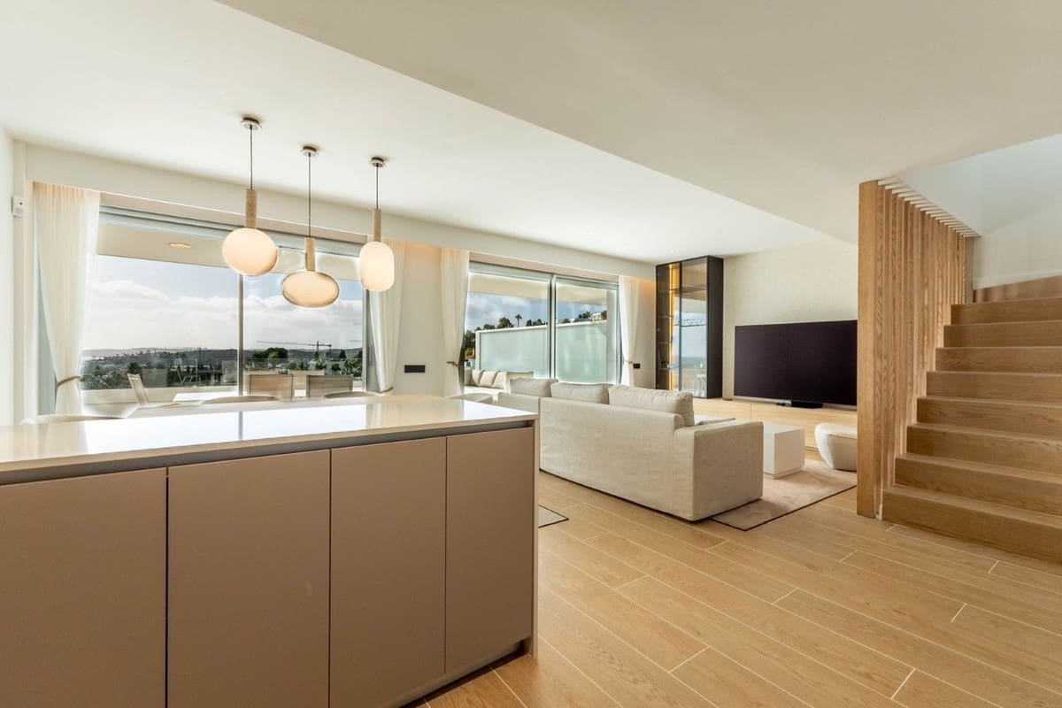 3 sovrum Takvåning till salu i Estepona med pool garage - 1 295 000 € (Ref: 9727541)