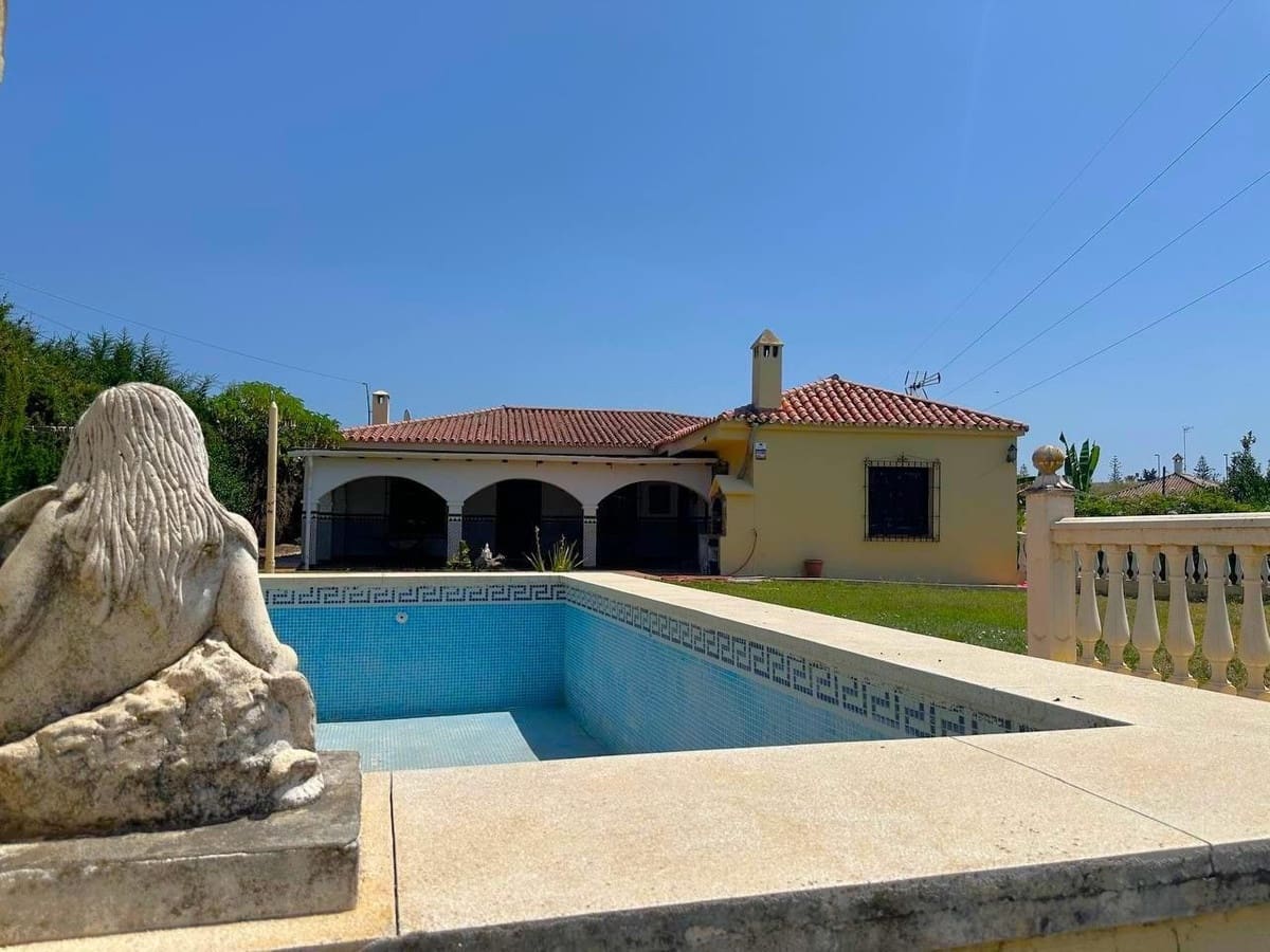 4 bedroom Finca/Country House for sale in Estepona with pool garage - € 850,000 (Ref: 9727543)