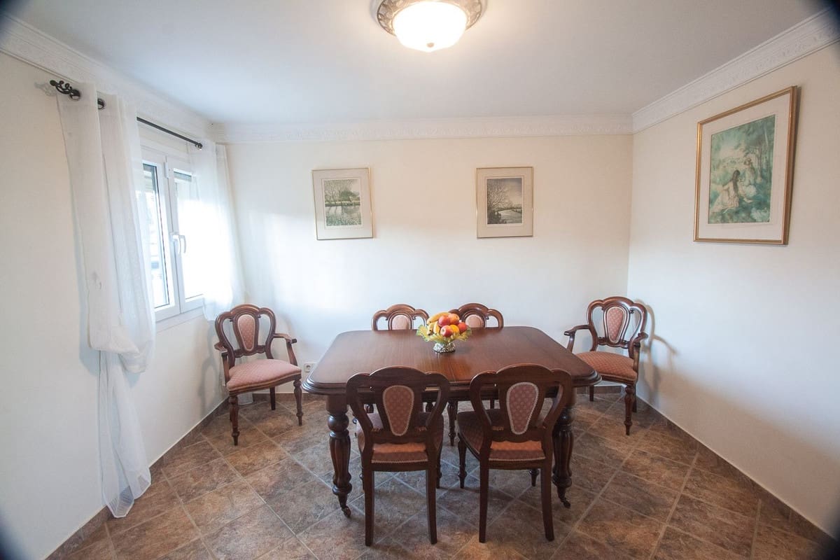 4 chambre Finca/Maison de Campagne à vendre à Estepona avec piscine - 795 000 € (Ref: 9727647)