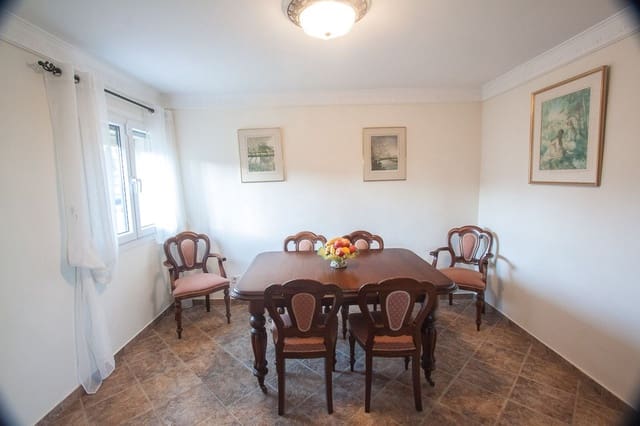 4 bedroom Finca/Country House for sale in Estepona with pool - € 795,000 (Ref: 9727647)