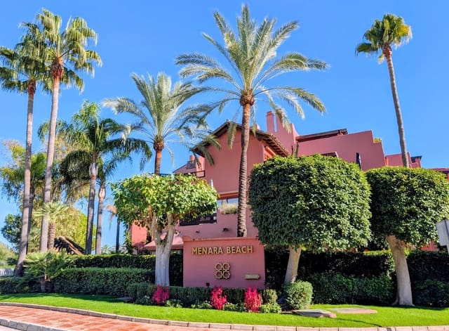 3 sovrum Takvåning till salu i Estepona med pool garage - 1 750 000 € (Ref: 9727650)