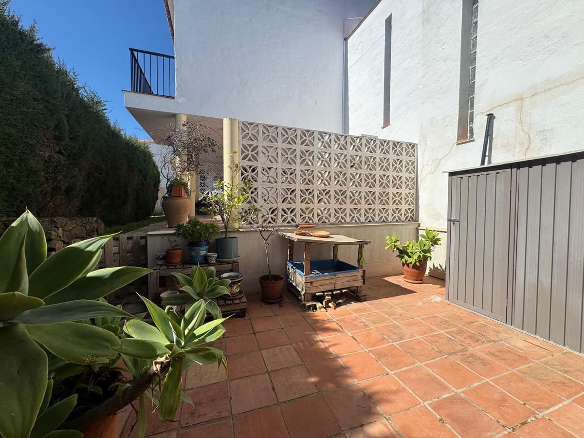 3 slaapkamer Huis te koop in Atalaya-Isdabe met zwembad garage - € 355.000 (Ref: 9727668)