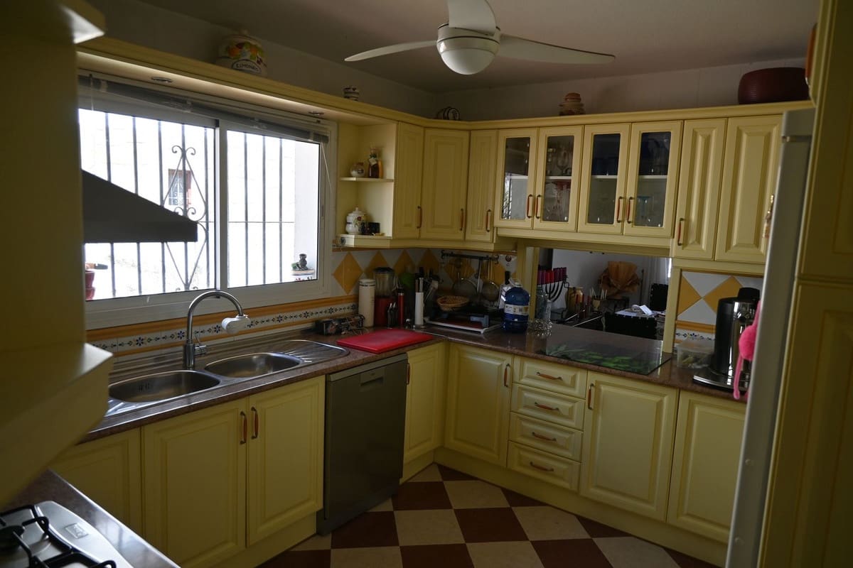 4 Zimmer Villa zu verkaufen in Mijas mit Pool Garage - 605.000 € (Ref: 9729538)