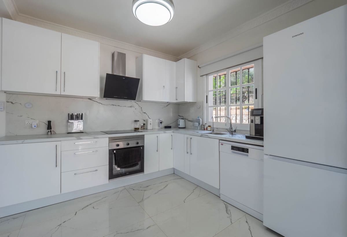 3 Zimmer Villa zu verkaufen in Coin mit Pool Garage - 599.000 € (Ref: 9729539)