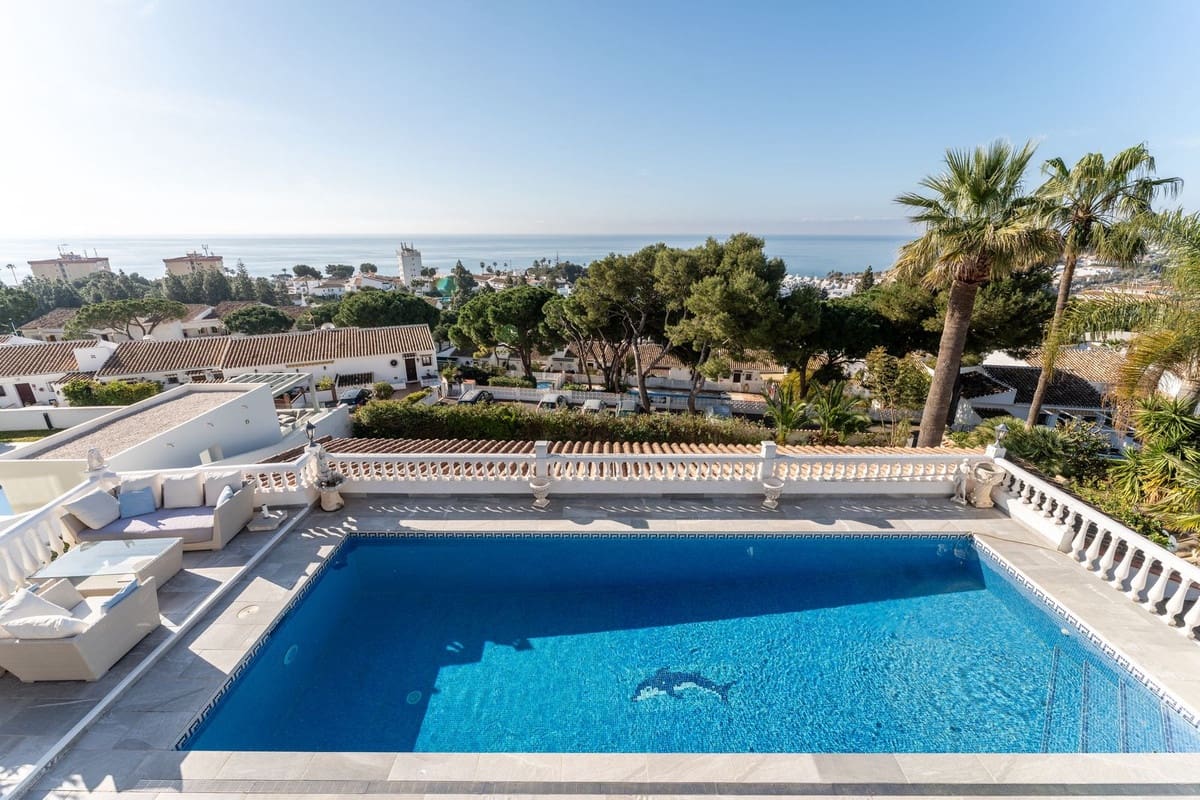 Chalet de 6 habitaciones en La Cala de Mijas en venta con piscina garaje - 1.695.000 € (Ref: 9729577)