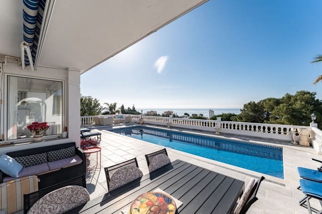 Chalet de 6 habitaciones en La Cala de Mijas, Mijas en venta con piscina garaje - 1.695.000 € (Ref: 9729577)