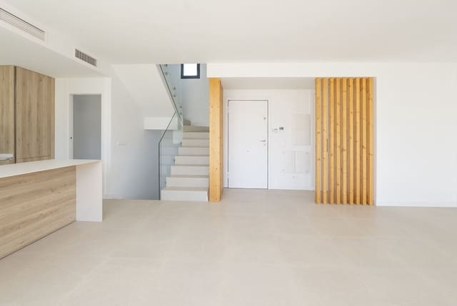 4 bedroom Townhouse for sale in New Golden Mile, Estepona with pool garage - € 1,250,000 (Ref: 9731375)