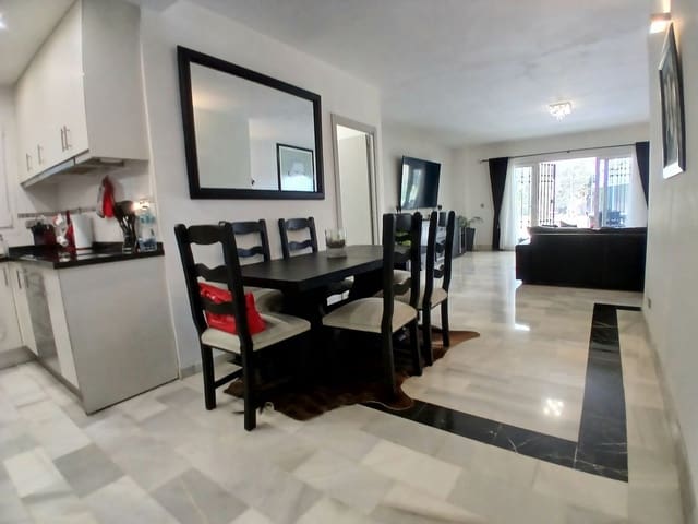 3 chambre Appartement à vendre à Calahonda, Mijas avec piscine garage - 495 000 € (Ref: 9743987)