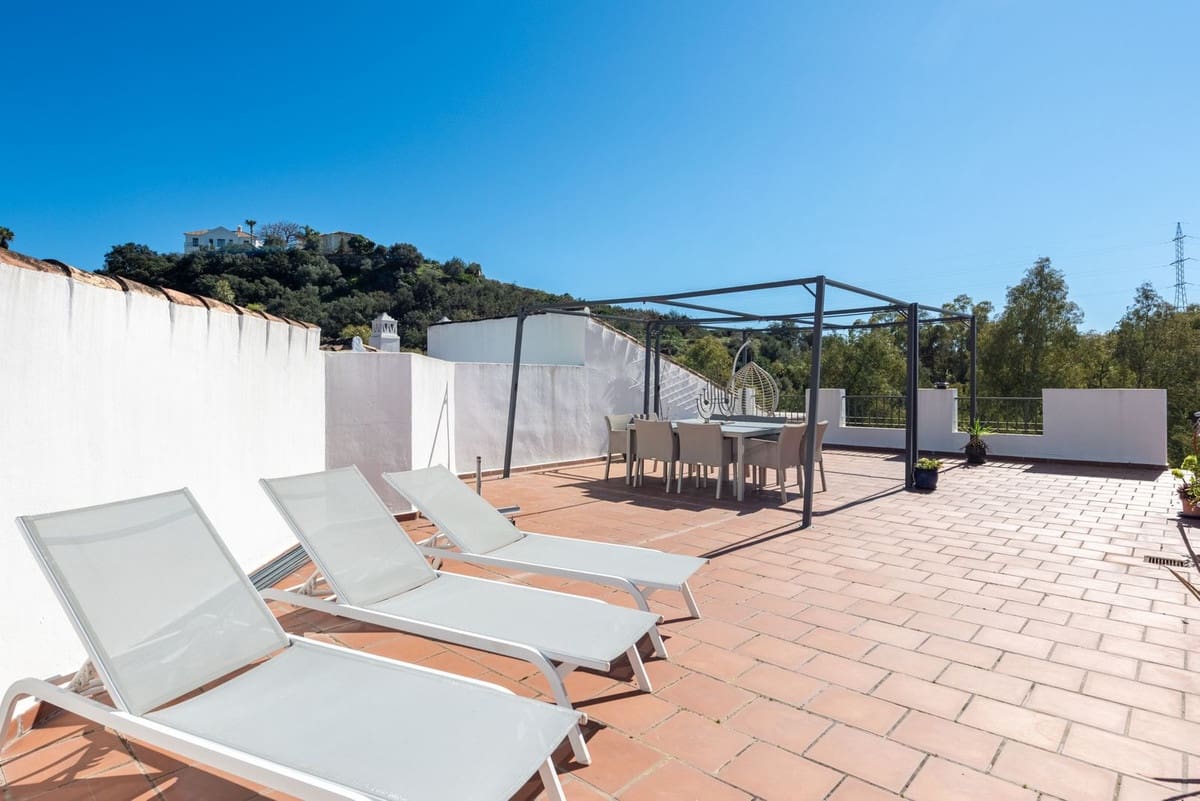 Ático de 3 habitaciones en Los Arqueros en venta con piscina garaje - 695.000 € (Ref: 9743991)
