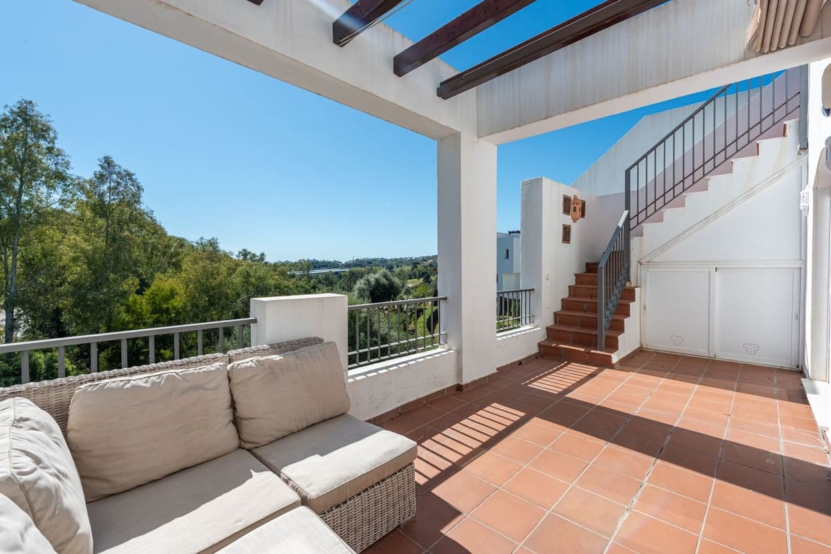 Ático de 3 habitaciones en Los Arqueros en venta con piscina garaje - 695.000 € (Ref: 9743991)