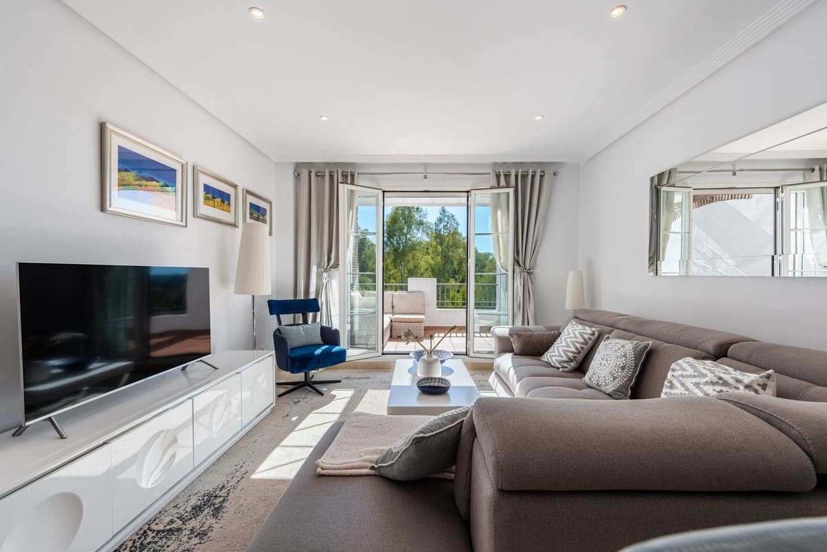 Ático de 3 habitaciones en Los Arqueros en venta con piscina garaje - 695.000 € (Ref: 9743991)