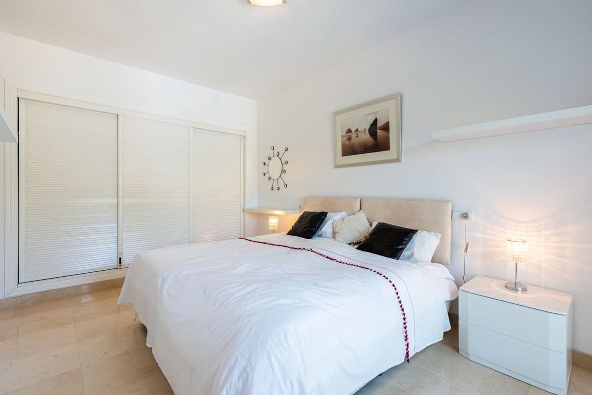 Ático de 3 habitaciones en Los Arqueros en venta con piscina garaje - 695.000 € (Ref: 9743991)