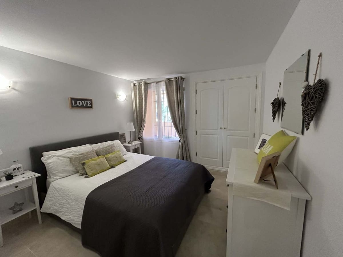 2 quarto Apartamento para venda em Elviria com piscina garagem - 375 000 € (Ref: 9770934)