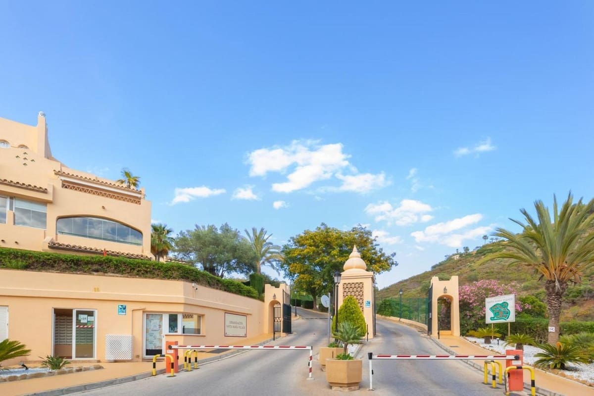 2 quarto Apartamento para venda em Elviria com piscina garagem - 375 000 € (Ref: 9770934)