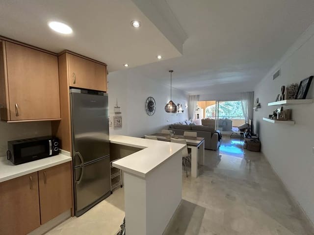 2 quarto Apartamento para venda em Elviria, Marbella com piscina garagem - 375 000 € (Ref: 9770934)