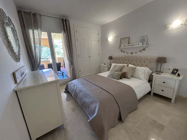 2 quarto Apartamento para venda em Elviria, Marbella com piscina garagem - 375 000 € (Ref: 9770934)