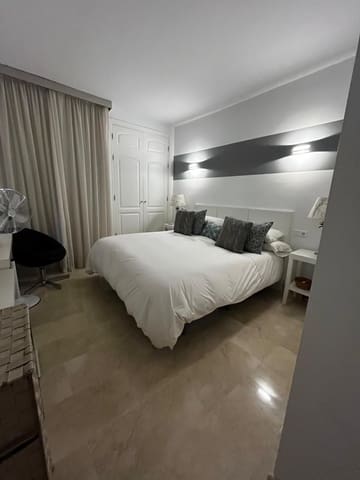 2 quarto Apartamento para venda em Elviria, Marbella com piscina garagem - 375 000 € (Ref: 9770935)
