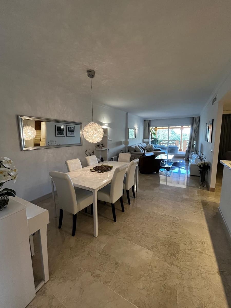 2 quarto Apartamento para venda em Elviria com piscina garagem - 375 000 € (Ref: 9770935)