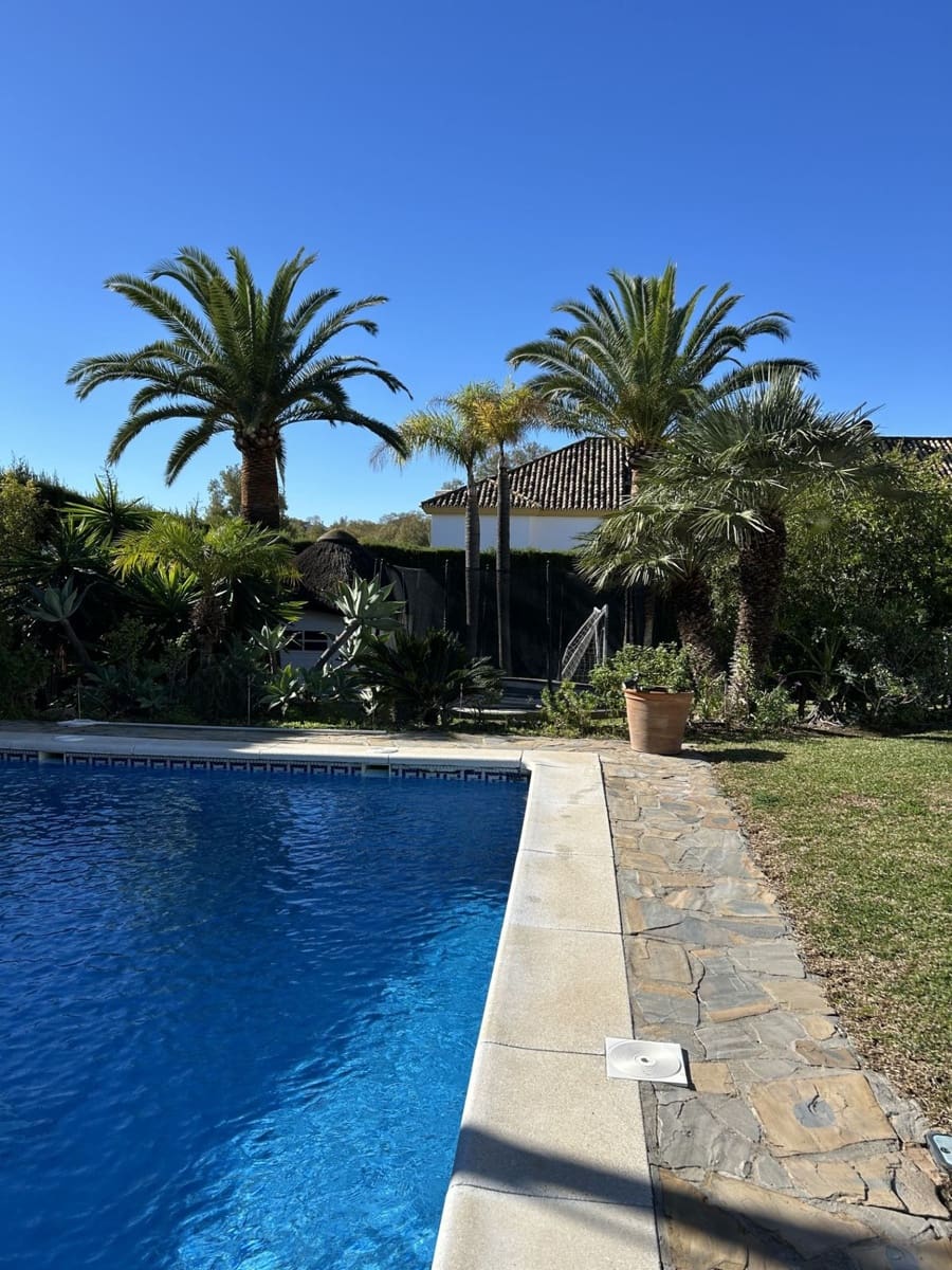 4 bedroom Villa for sale in Atalaya-Isdabe with pool garage - € 1,695,000 (Ref: 9776843)