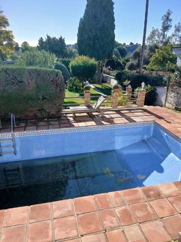 3 soverom Villa til salgs i El Padrón, Estepona med svømmebasseng garasje - € 690 000 (Ref: 9776846)