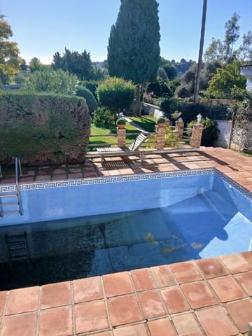 3 soverom Villa til salgs i El Padrón, Estepona med svømmebasseng garasje - € 690 000 (Ref: 9776846)