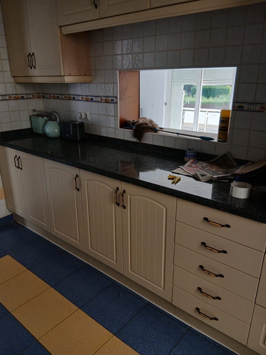 3 soverom Villa til salgs i El Padron med svømmebasseng garasje - € 690 000 (Ref: 9776846)