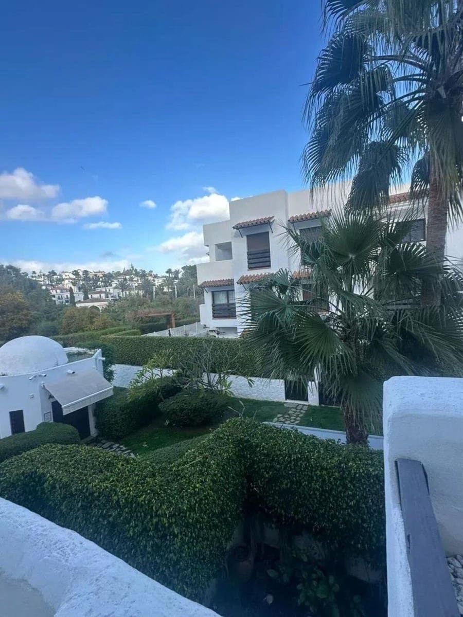 2 chambre Appartement à vendre à New Golden Mile avec piscine garage - 380 000 € (Ref: 9776996)