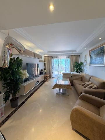 3 sypialnia Apartament na sprzedaż w New Golden Mile, Estepona z basenem garażem - 1 200 000 € (Ref: 9777155)