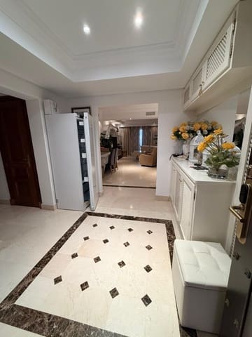 3 sypialnia Apartament na sprzedaż w New Golden Mile, Estepona z basenem garażem - 1 200 000 € (Ref: 9777155)