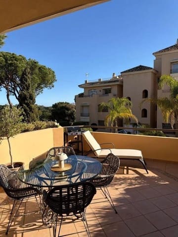 2 slaapkamer Appartement te koop in Elviria, Marbella met zwembad garage - € 745.000 (Ref: 9777157)